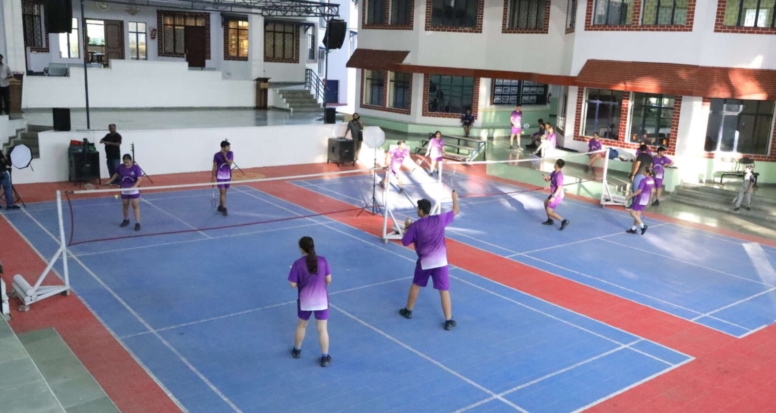 Badminton