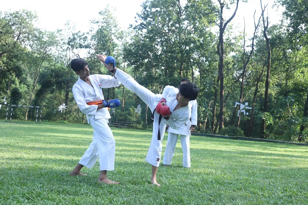 Karate (6)
